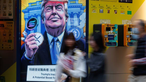 监管机构将目光聚焦日益猖獗的“猪肉屠宰”骗局，加密货币诈骗成为执法重点。